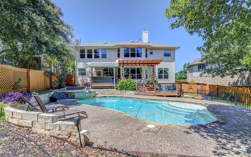 208 Kettleman Lane N Austin TX 78717
