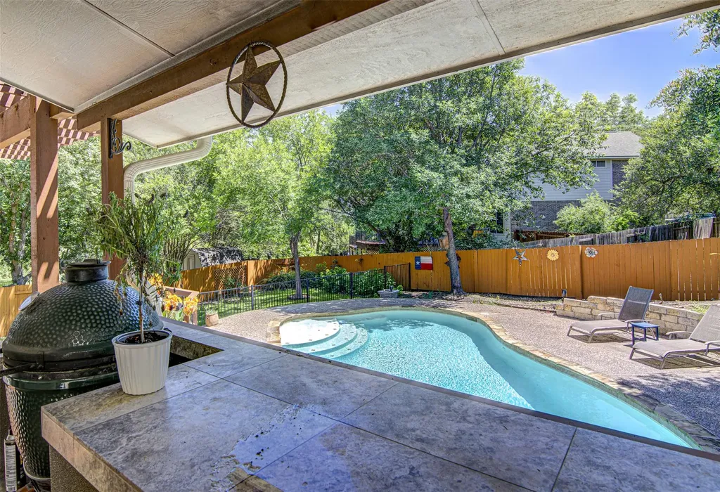 208 Kettleman Lane N Austin TX 78717