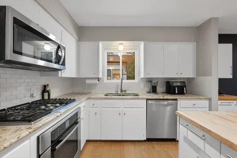 1723 Fawn Drive Austin TX 78741