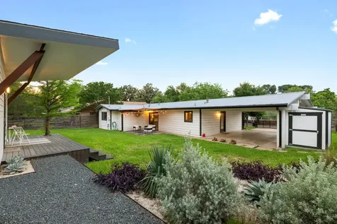 1723 Fawn Drive Austin TX 78741