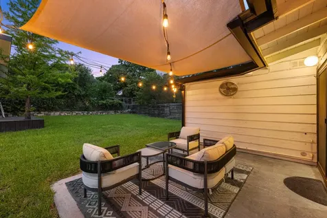 1723 Fawn Drive Austin TX 78741