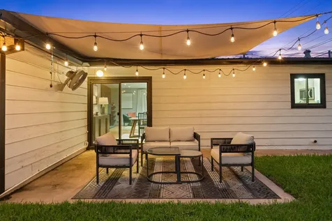1723 Fawn Drive Austin TX 78741