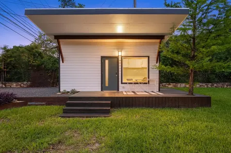 1723 Fawn Drive Austin TX 78741