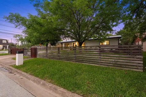 1723 Fawn Drive Austin TX 78741