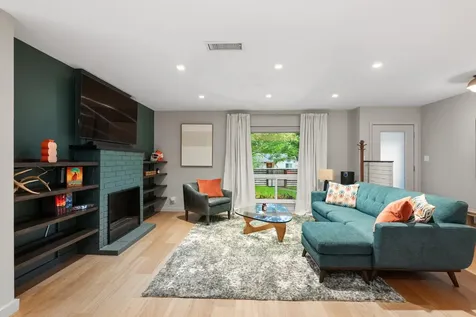 1723 Fawn Drive Austin TX 78741