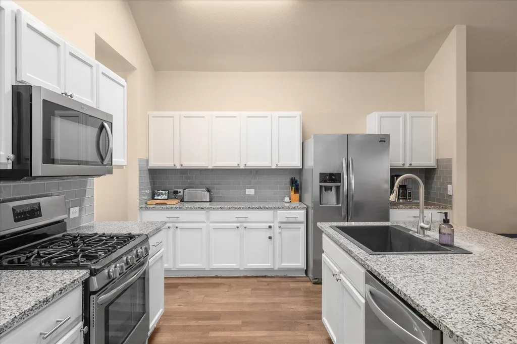 717 Kaluga Trail Leander TX 78641
