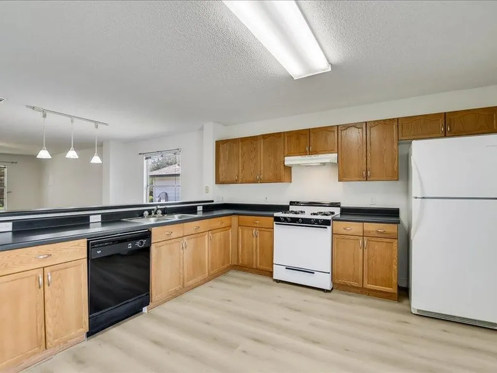 13827 Spring Heath Road Pflugerville TX 78660
