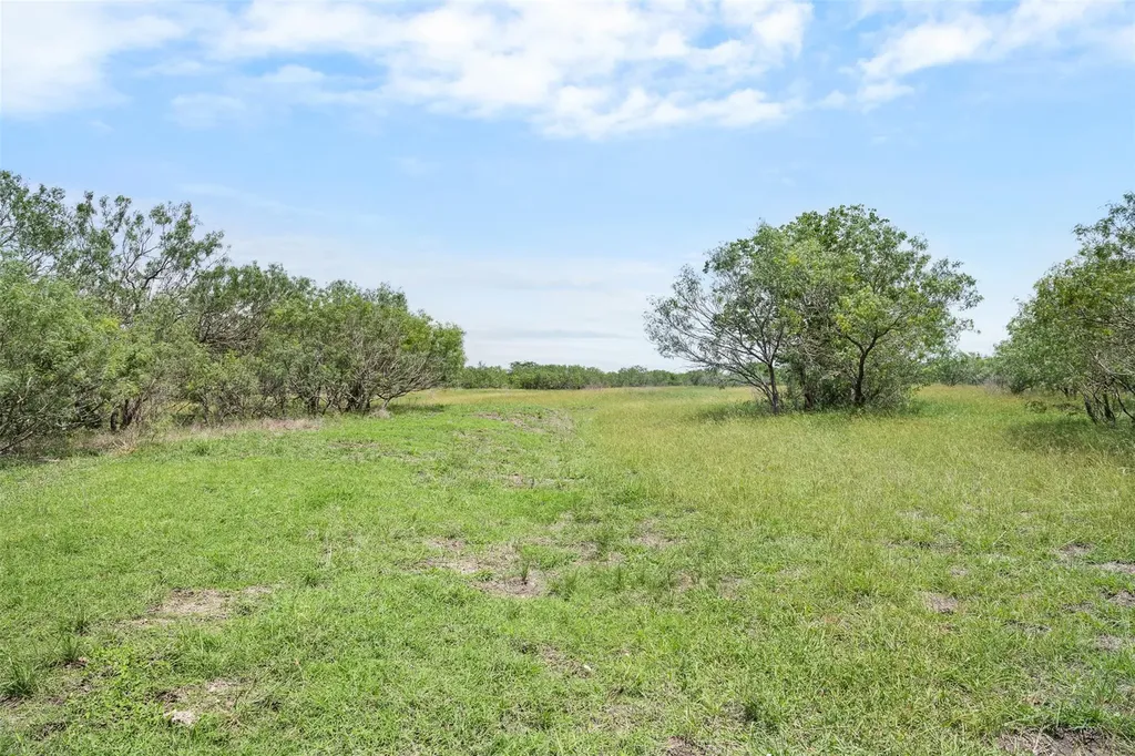 1190 Dickerson Road Lockhart TX 78644