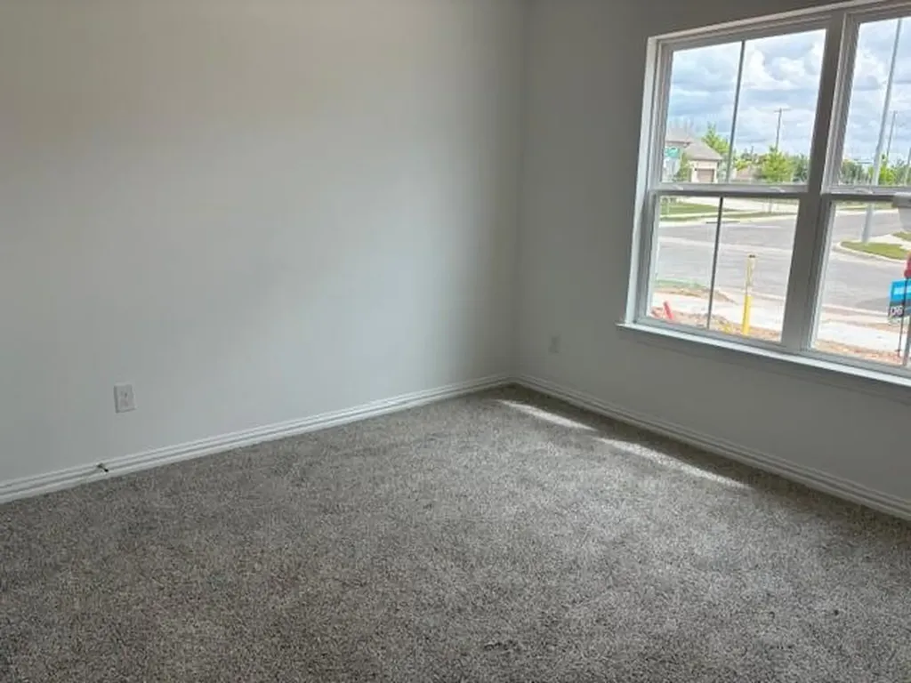 200 Caraway Corner Taylor TX 76574