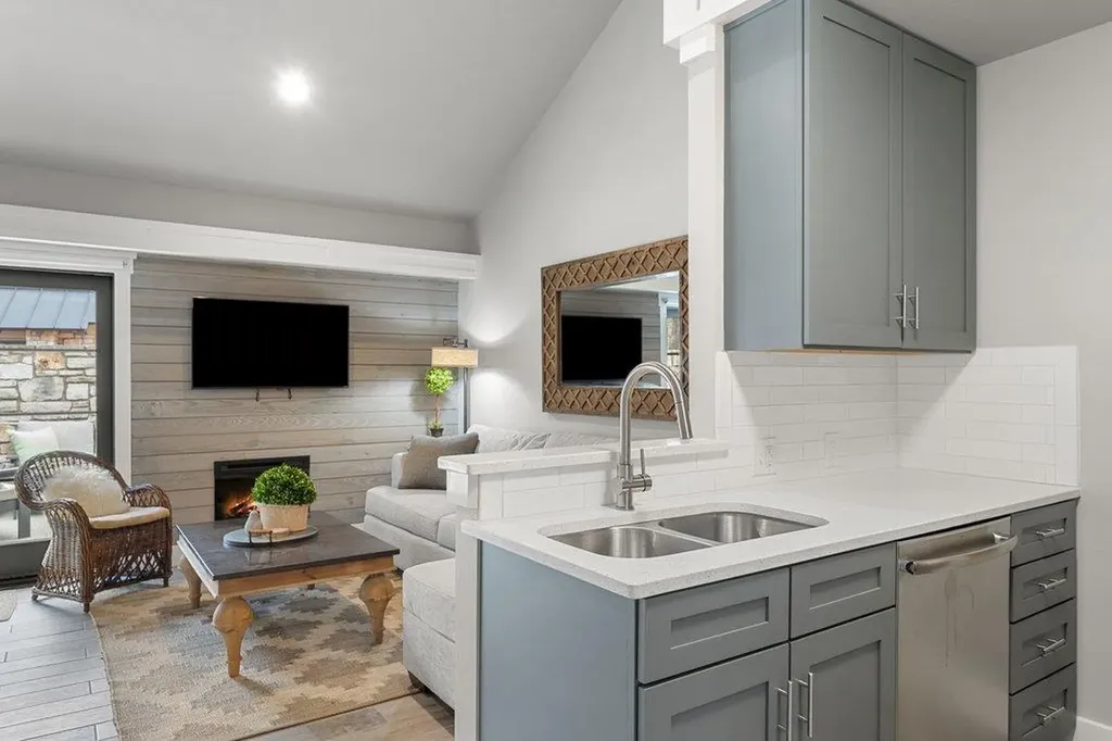 103 Island Drive Horseshoe Bay TX 78657