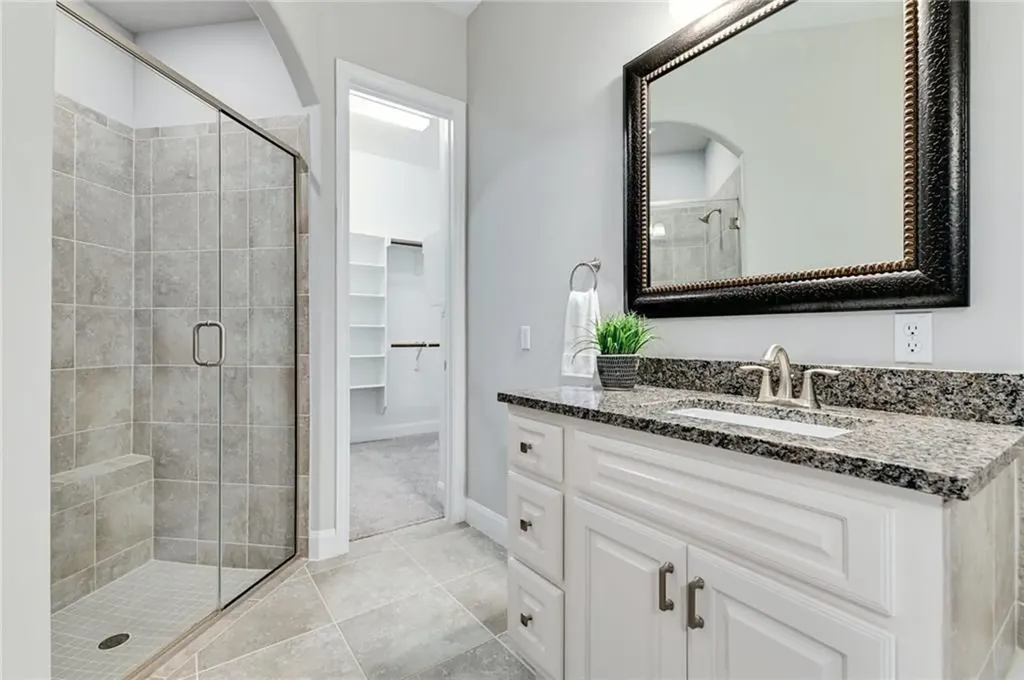 204 Maxwell Way Austin TX 78738