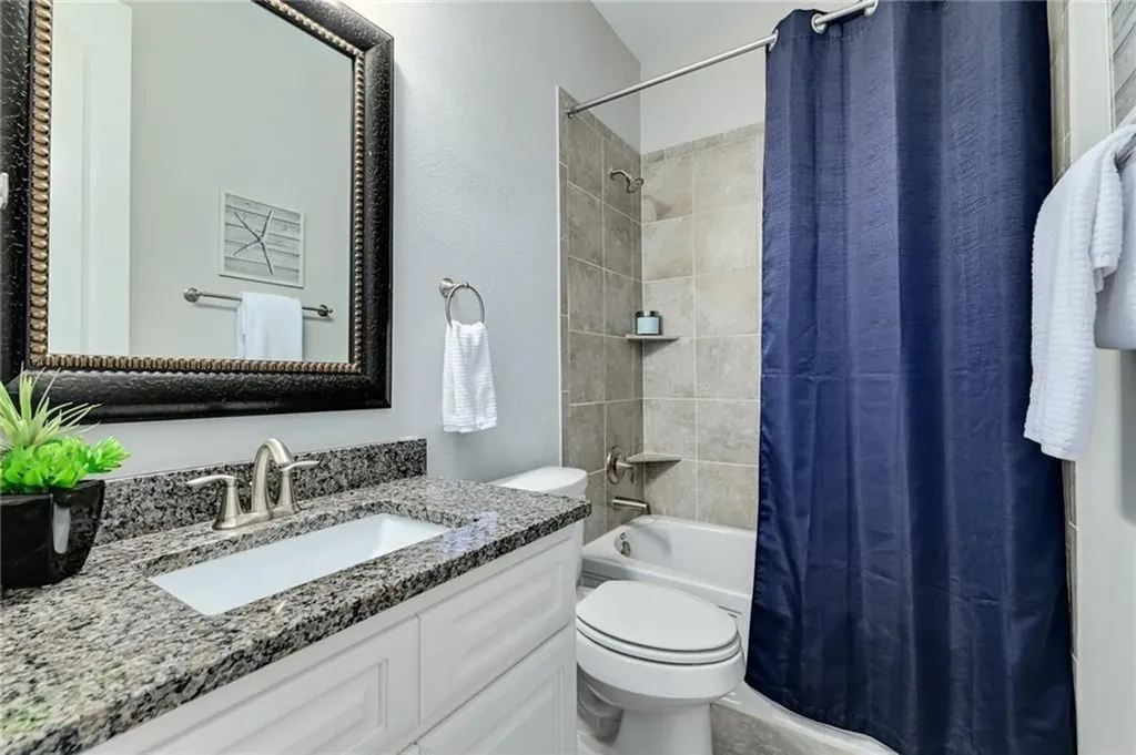 204 Maxwell Way Austin TX 78738