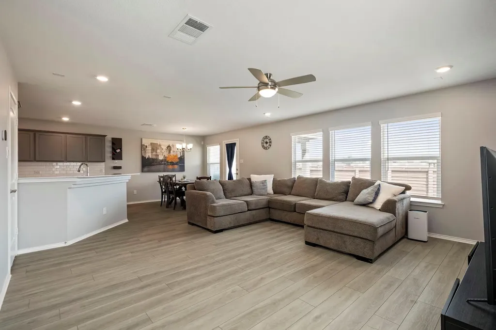 19417 James Carter Jr Street Manor TX 78653