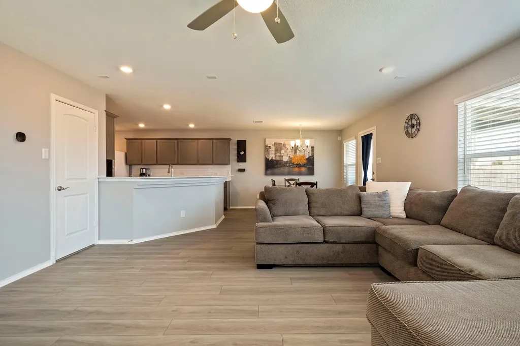 19417 James Carter Jr Street Manor TX 78653