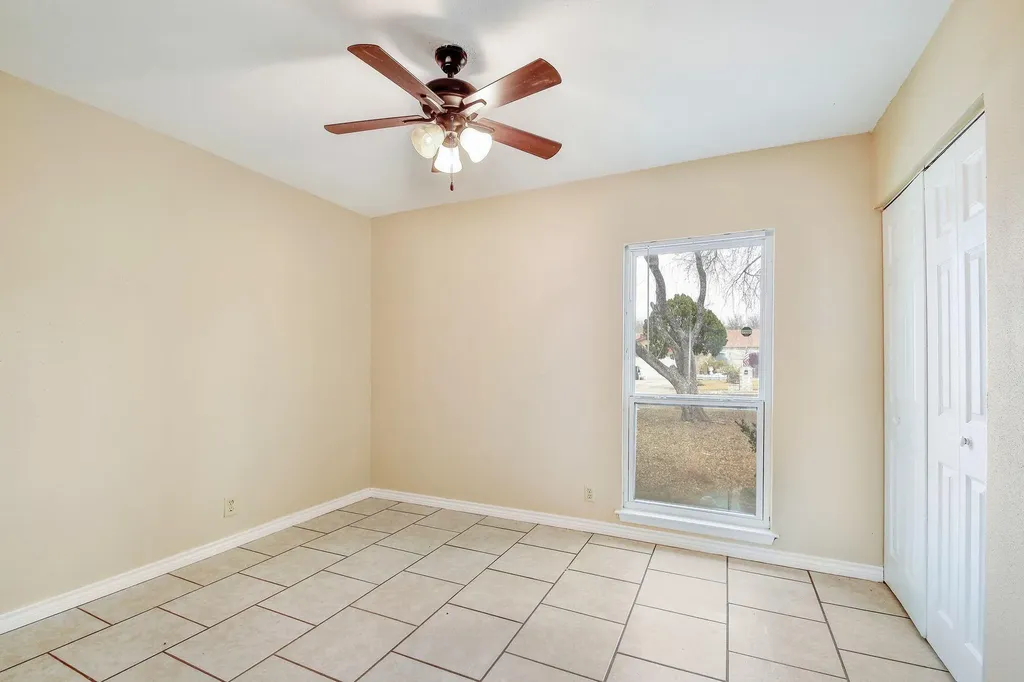 6826 Laguna Norte San Antonio TX 78239