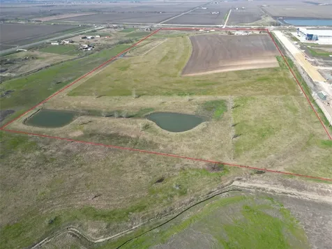 1251 Fm 3349 Taylor TX 76574