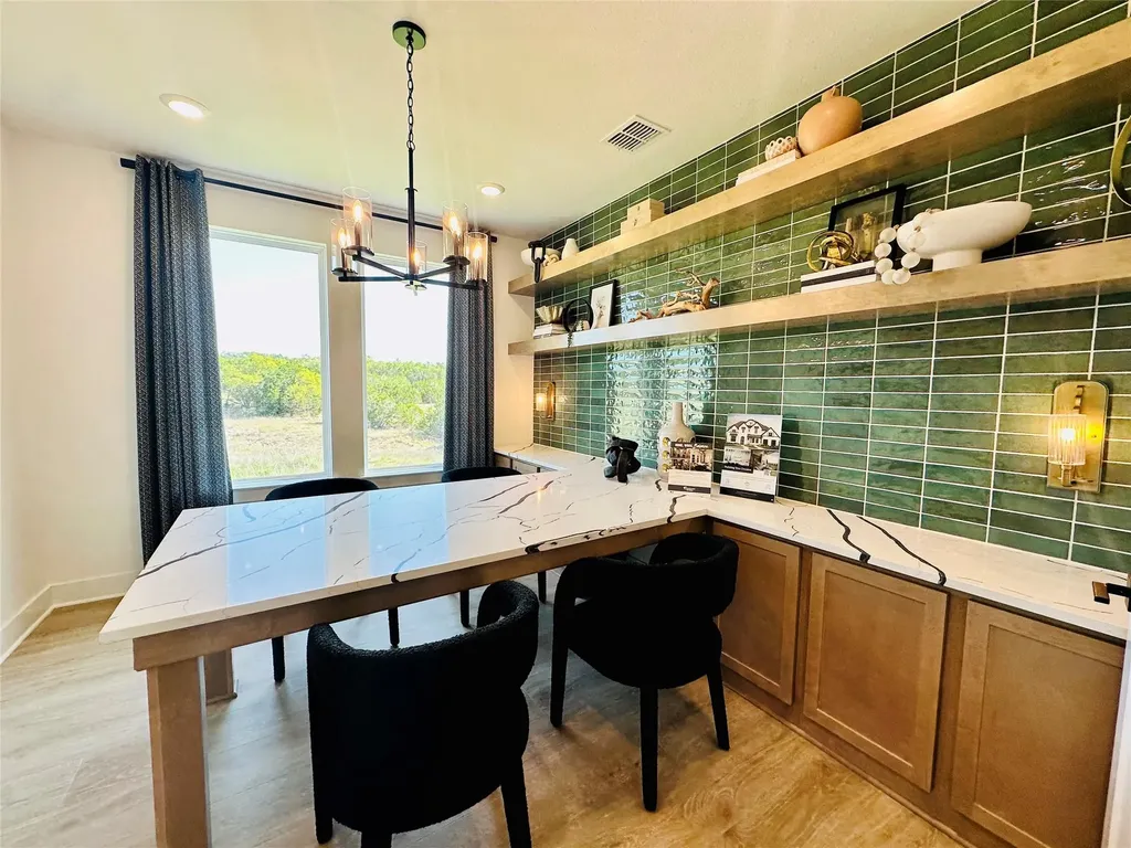 1603 Headwaters Boulevard Dripping Springs TX 78620