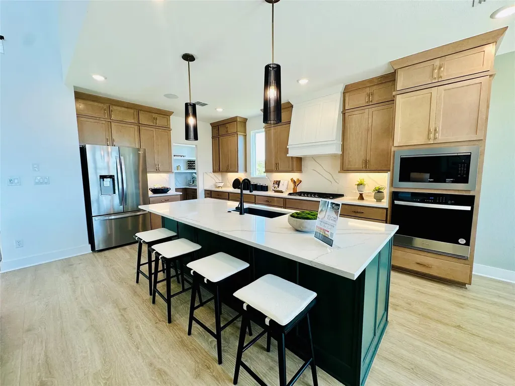 1603 Headwaters Boulevard Dripping Springs TX 78620