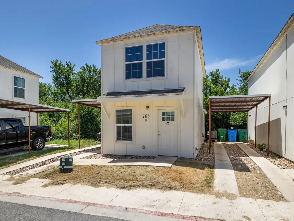 230 Debus Drive Taylor TX 76574