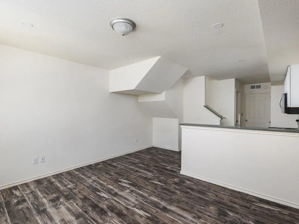 230 Debus Drive Taylor TX 76574