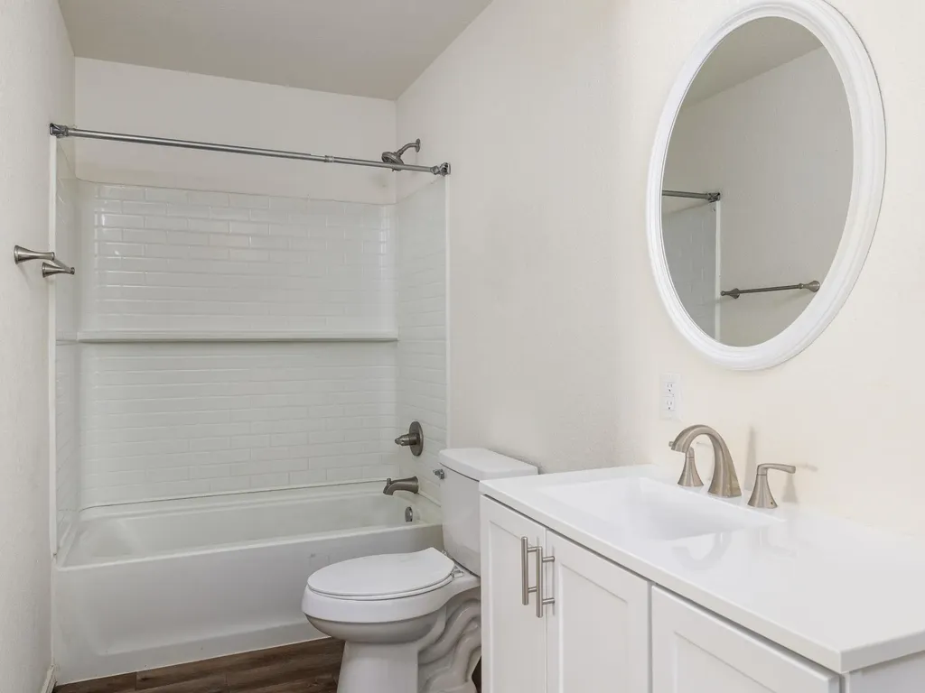 230 Debus Drive Taylor TX 76574