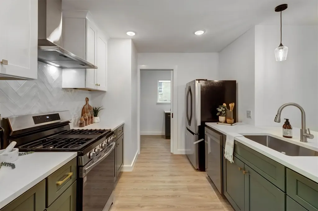 4710 Russet Hill Drive Austin TX 78723
