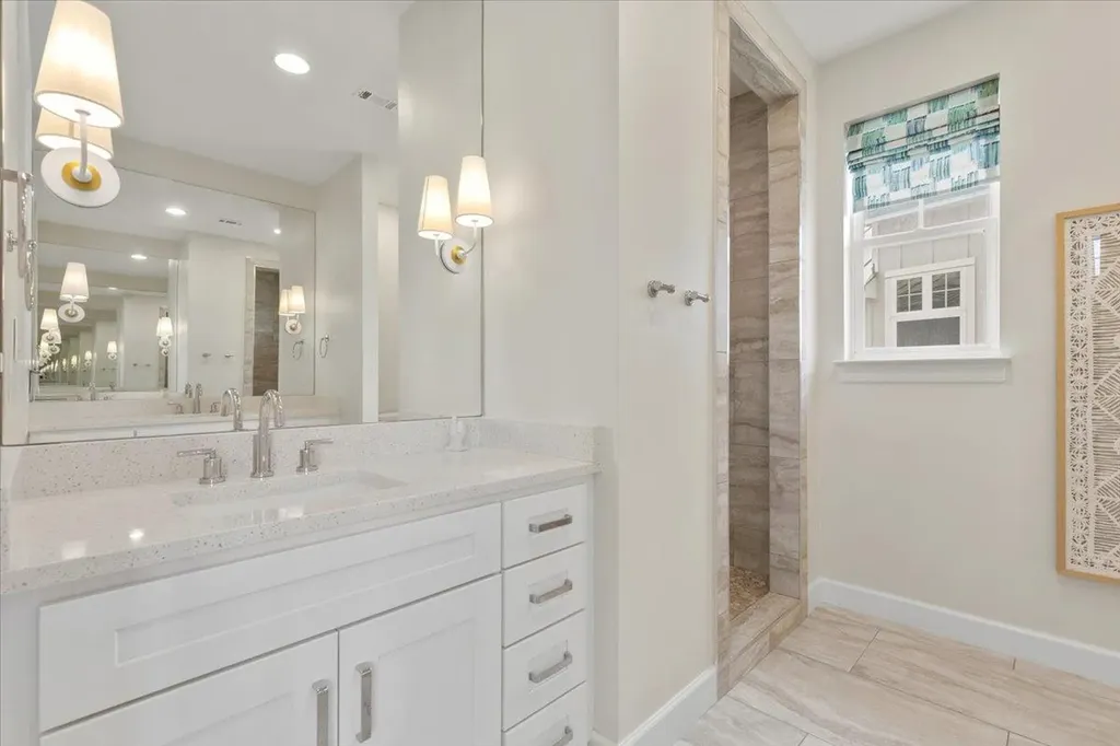 208 Marina Bluff Kingsland TX 78639