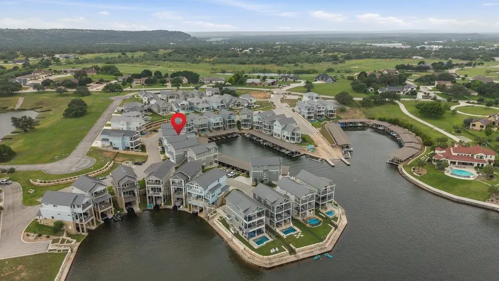 208 Marina Bluff Kingsland TX 78639