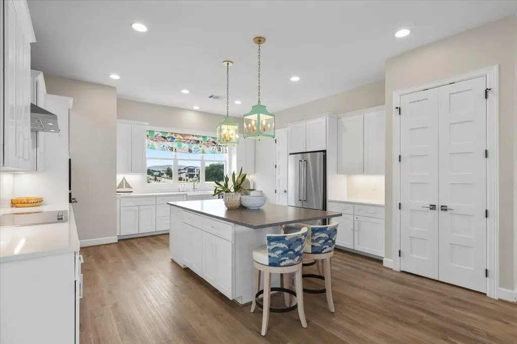 208 Marina Bluff Kingsland TX 78639