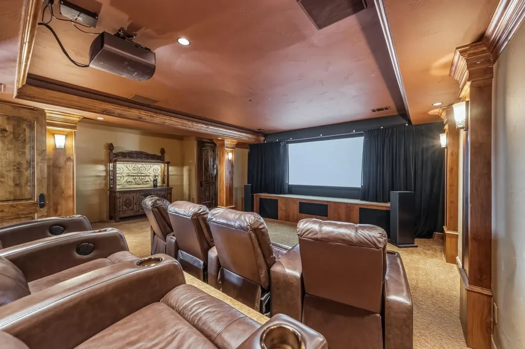 25110 River Road Spicewood TX 78669