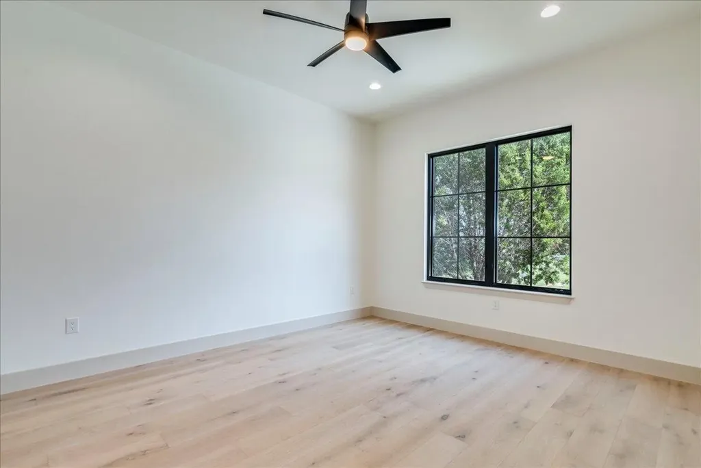 1731 Nature View Loop Driftwood TX 78619