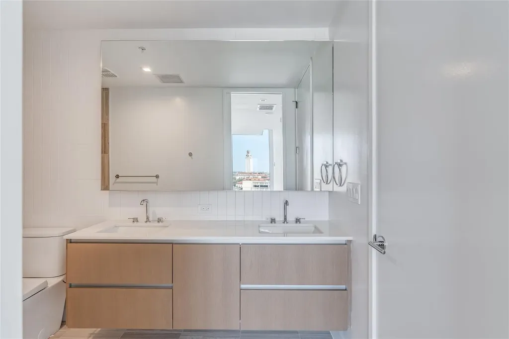 313 W 17th Street Austin TX 78701