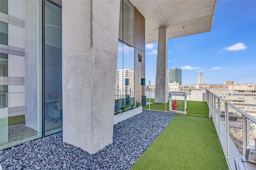 313 W 17th Street Austin TX 78701