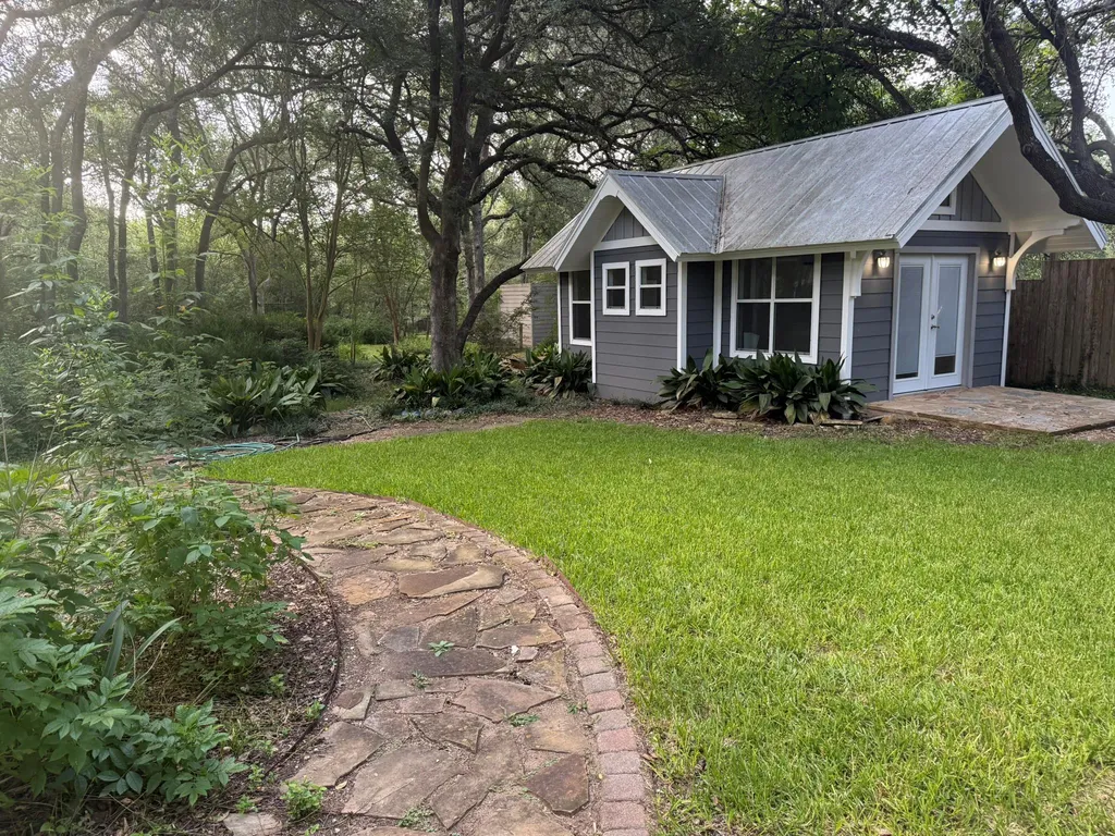 7930 El Dorado Drive Austin TX 78737