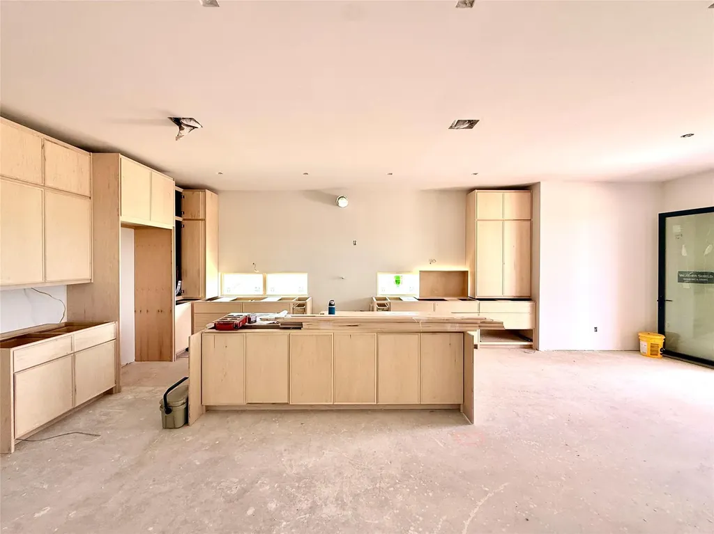 100 Nattie Woods Horseshoe Bay TX 78657