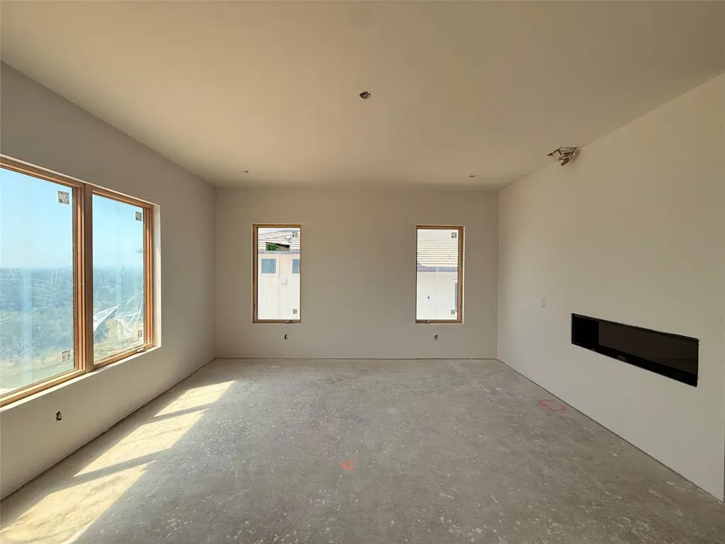 100 Nattie Woods Horseshoe Bay TX 78657