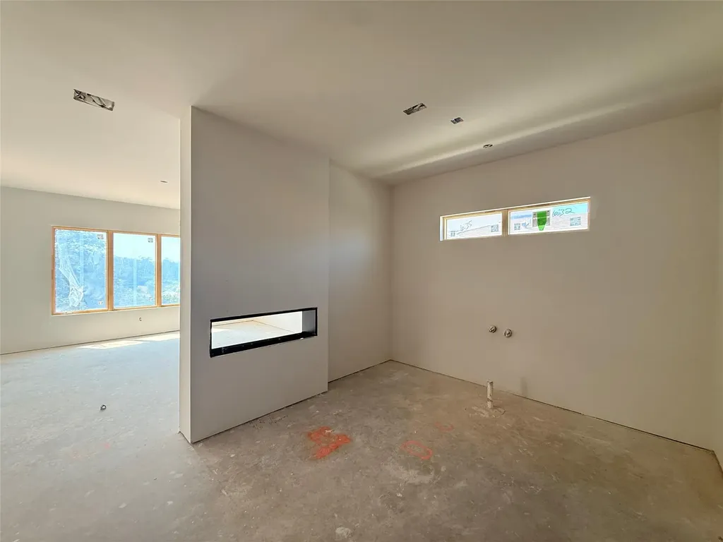 100 Nattie Woods Horseshoe Bay TX 78657