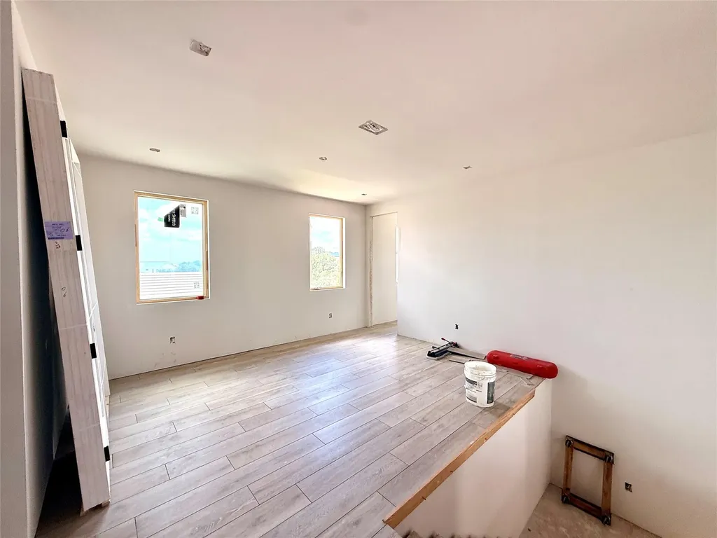 100 Nattie Woods Horseshoe Bay TX 78657