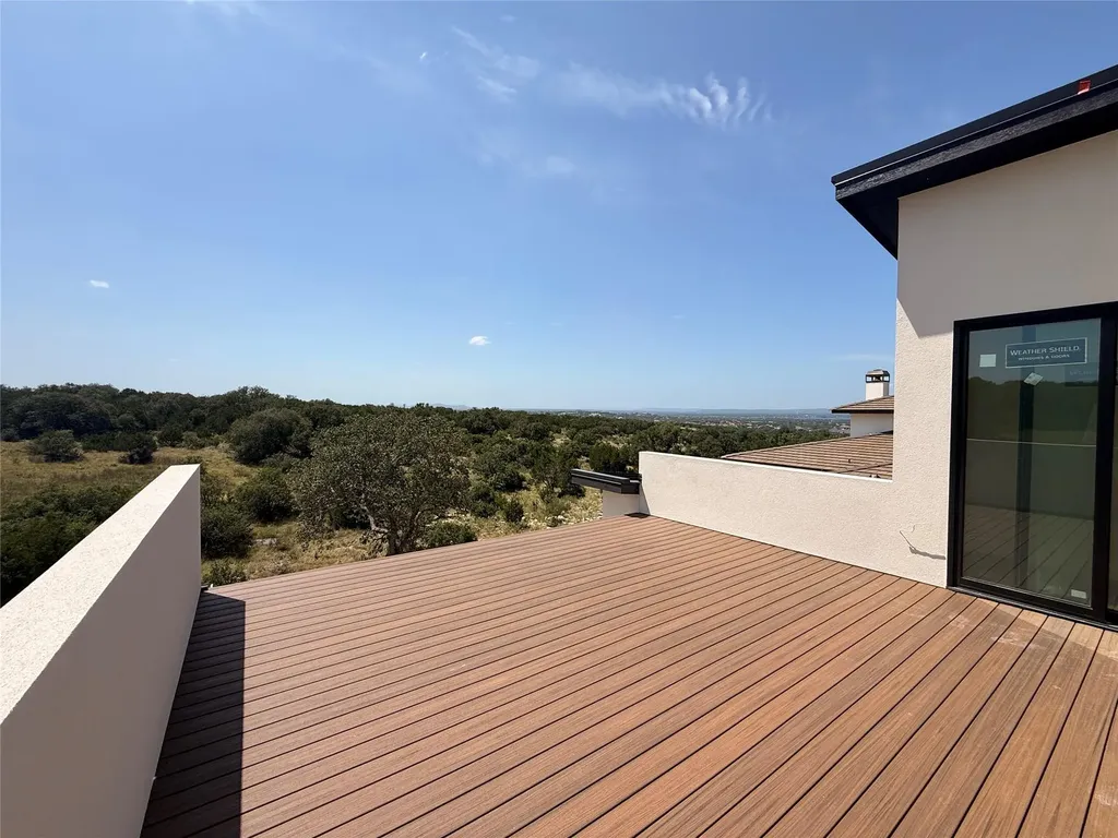100 Nattie Woods Horseshoe Bay TX 78657