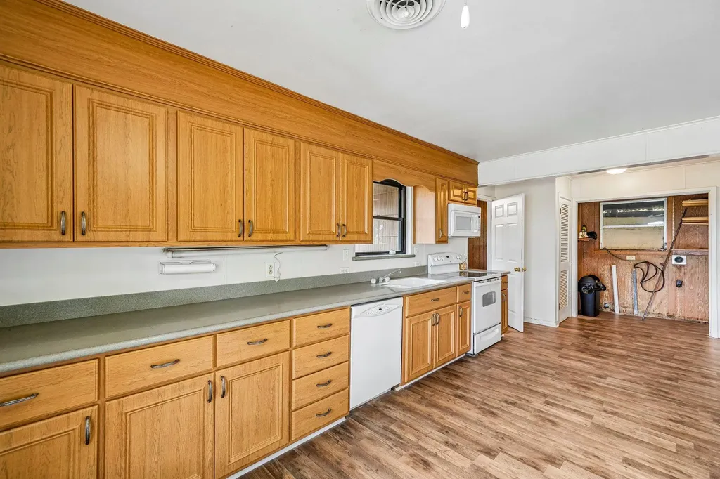 1876 Rocky Road Blanco TX 78606