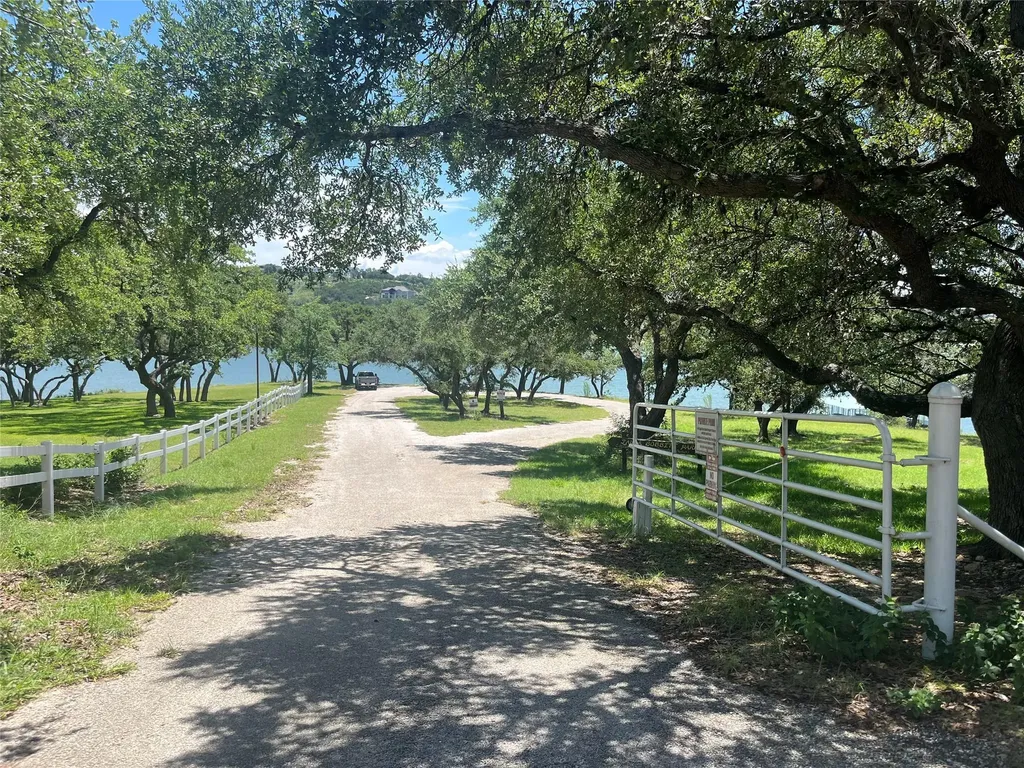 19508 Timberline Drive Spicewood TX 78669