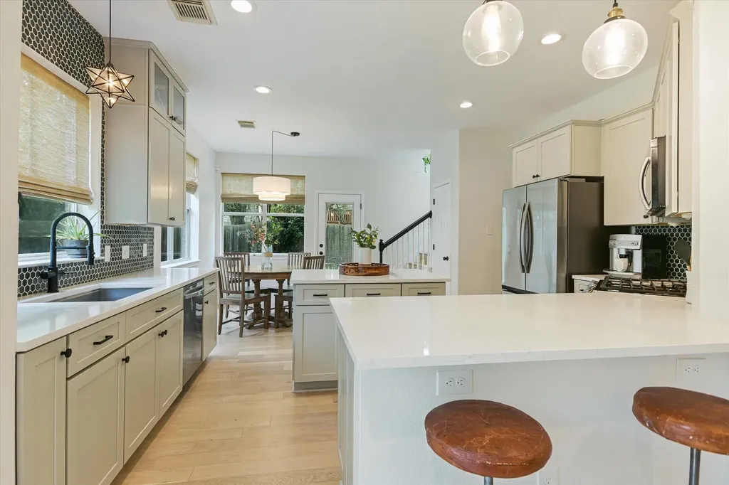 12506 Canyon Glen Drive Austin TX 78732