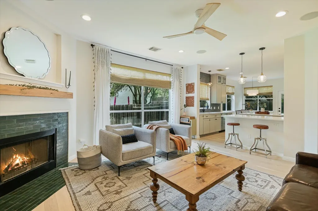 12506 Canyon Glen Drive Austin TX 78732