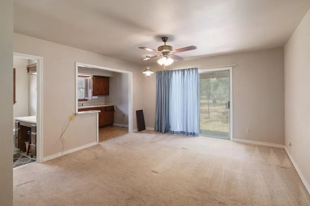 304 Hill Country Lane San Antonio TX 78232