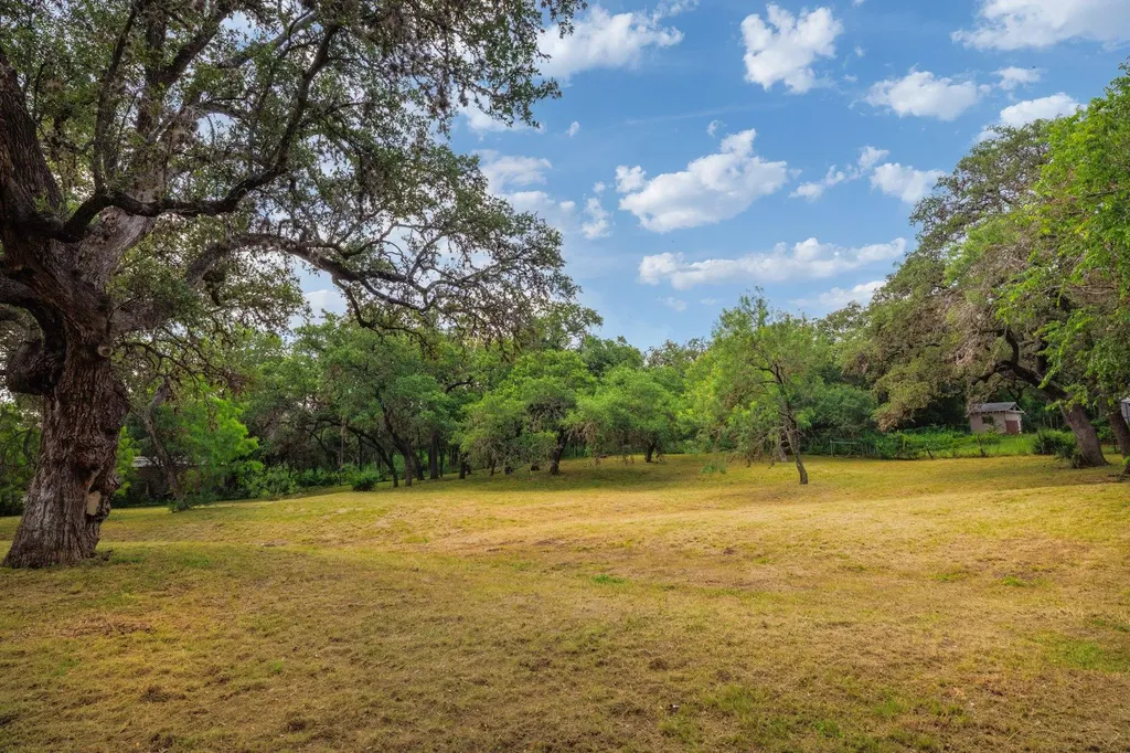 304 Hill Country Lane San Antonio TX 78232