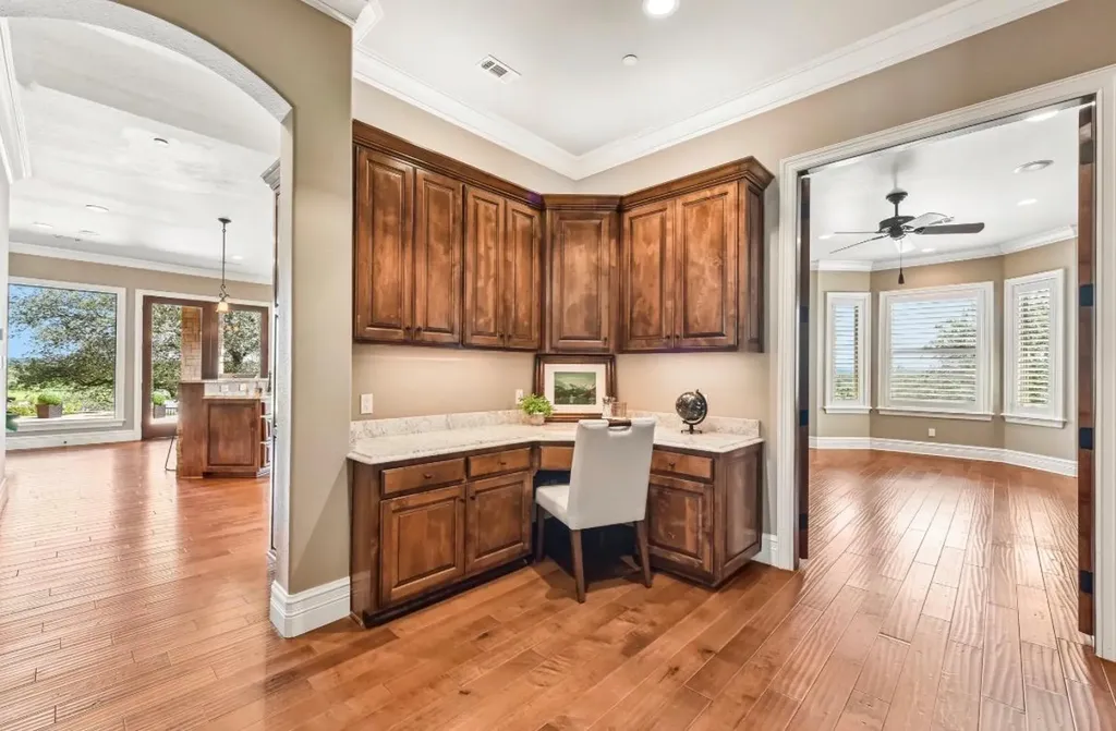 259 Chimney Cove Drive Marble Falls TX 78654