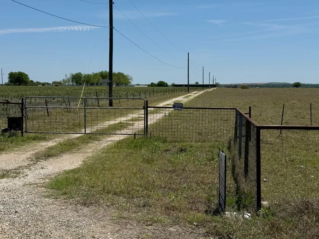 900 County Road 124 Georgetown TX 78626