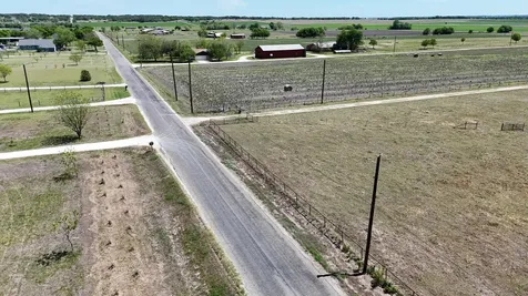 900 County Road 124 Georgetown TX 78626