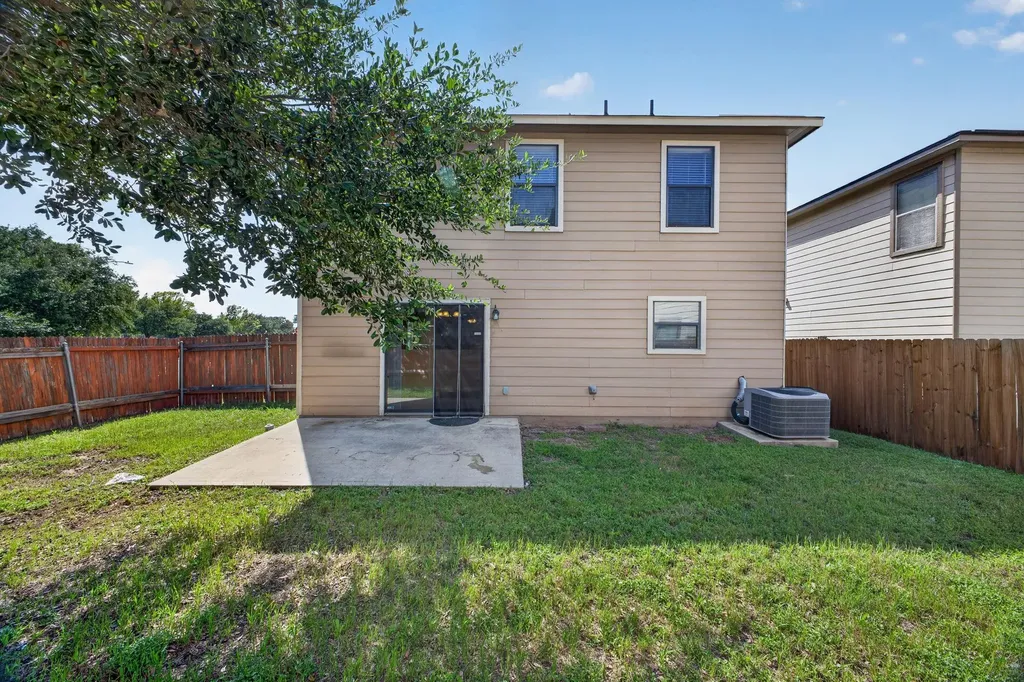 8813 Wiley Way Austin TX 78747