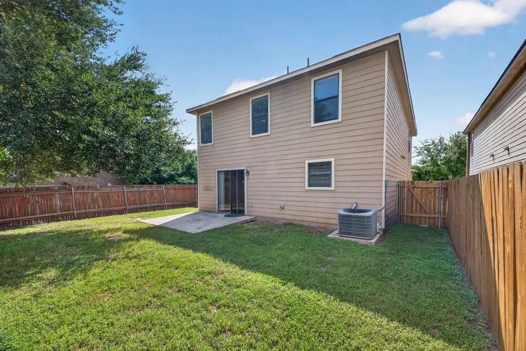 8813 Wiley Way Austin TX 78747